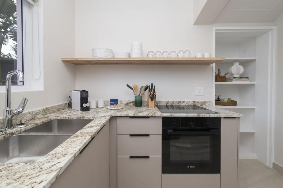 2 Bedroom Kiandra Sea Point Apartment Near Beach (33342)