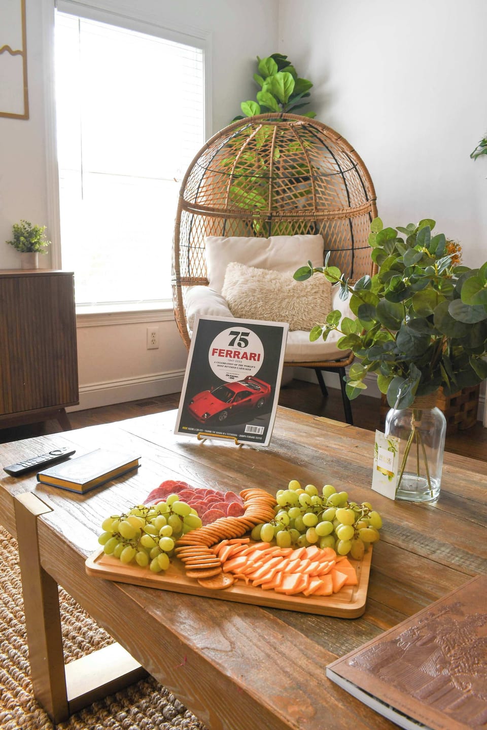 Comfortable Lounge • Perfect for Groups