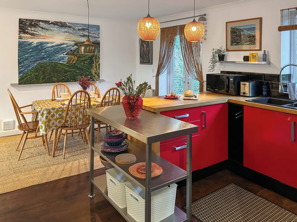 Kitchen | Kosel Mor, Porthtowan