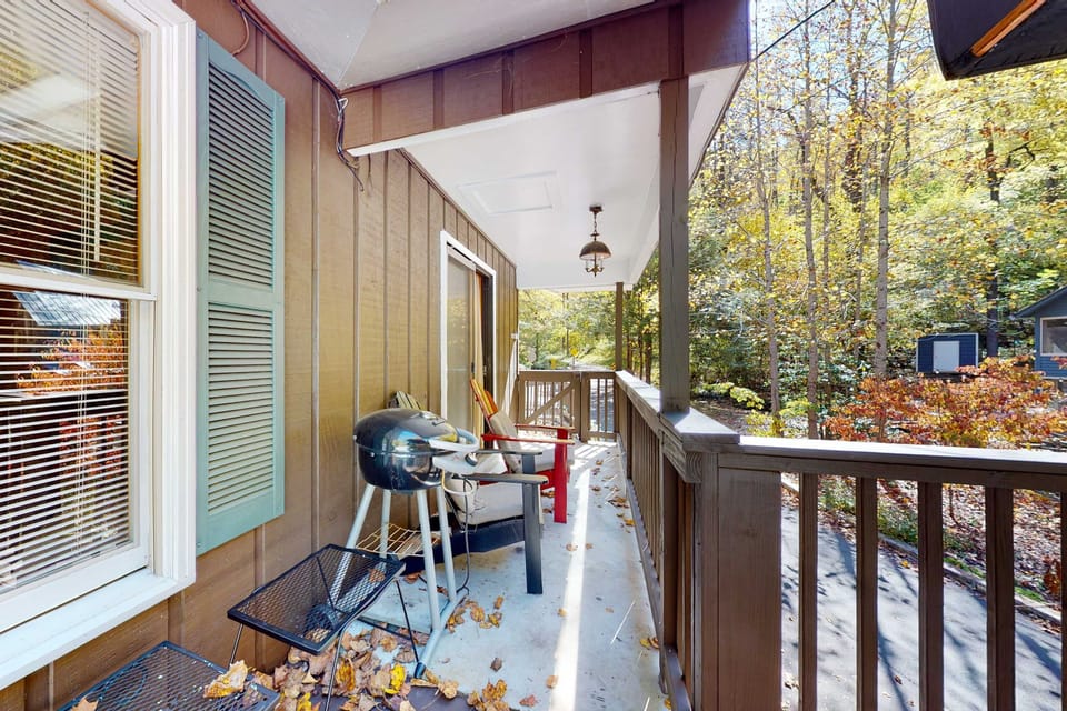 Porch paradise awaits. And, relax on the spacious porch, grill up a feast, and soak in nature's beauty!
