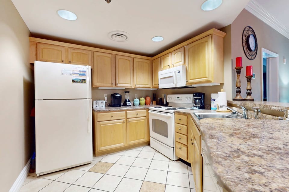 Whip up delicious meals in a well-equipped space with modern appliances!