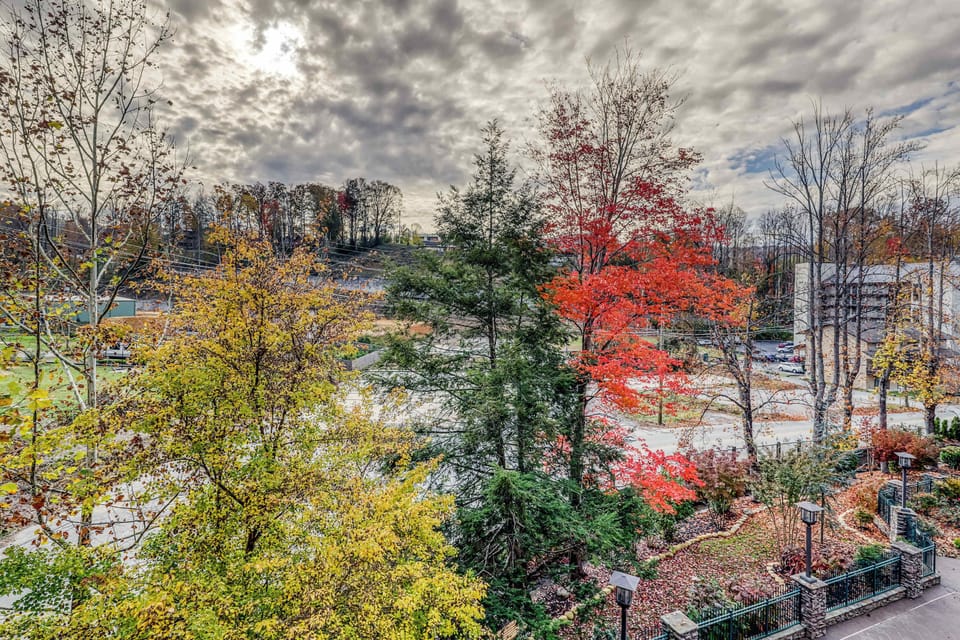 Admire vibrant fall colors and peaceful surroundings from your retreat!