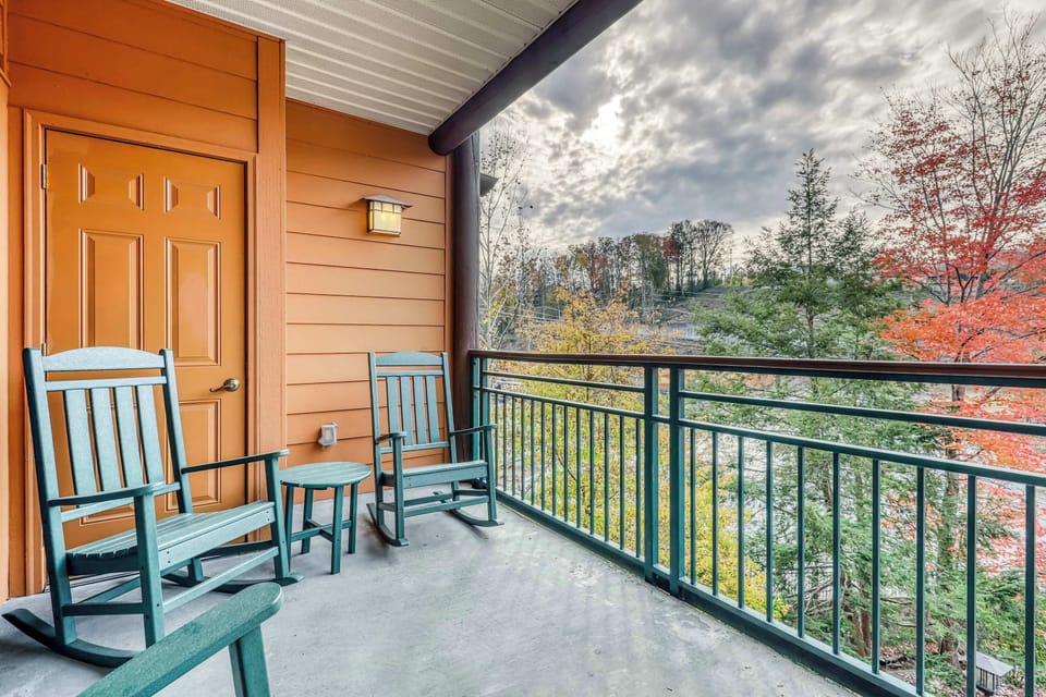 Sip your coffee while soaking in breathtaking mountain views!