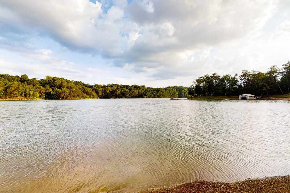 Serene nature from your perfect getaway spot, and lakefront retreat with stunning water views.