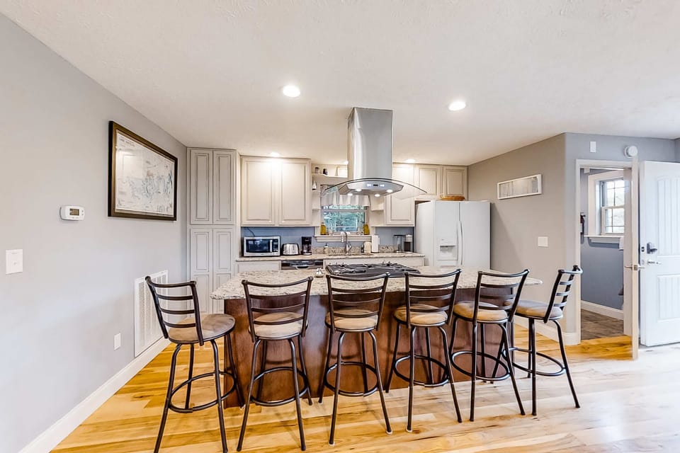 Gather around the spacious island, perfect for cooking and laughter!