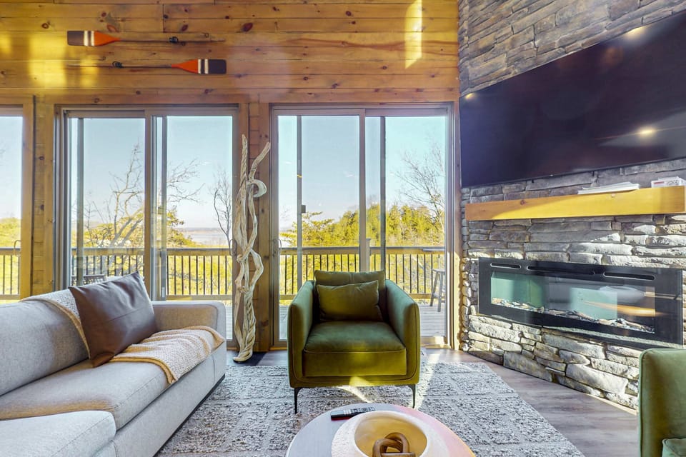 Designed for family gatherings, group trips, and lake vacations.