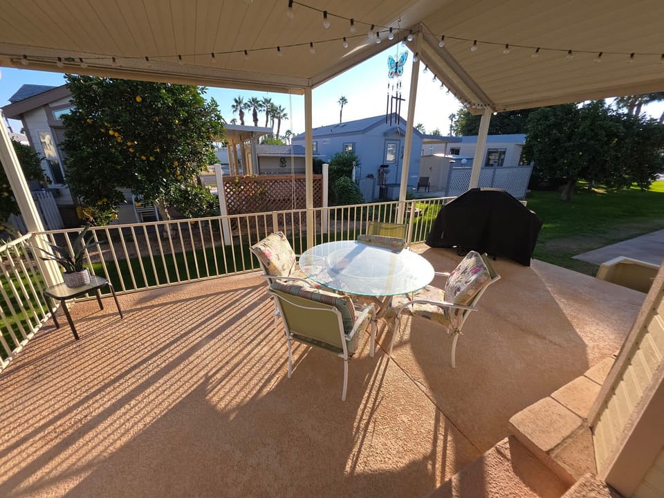 Outdoor dining
