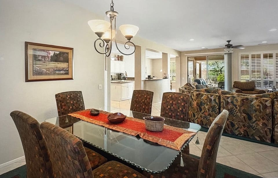 Formal Dining