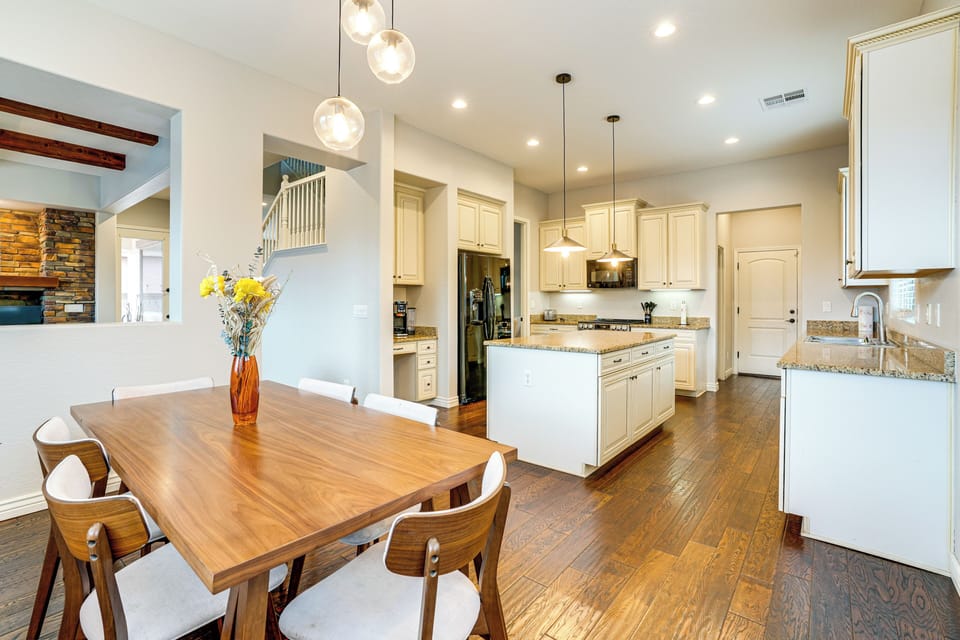 Kitchen & Dining Area | 1st Floor | Single-Serve Coffee Maker