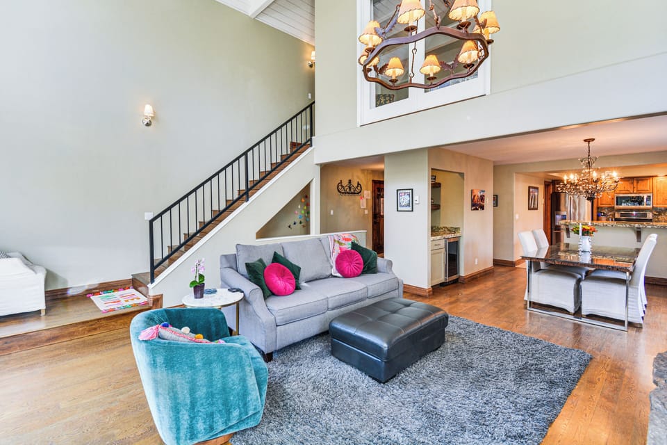 Living Room | 1st Floor