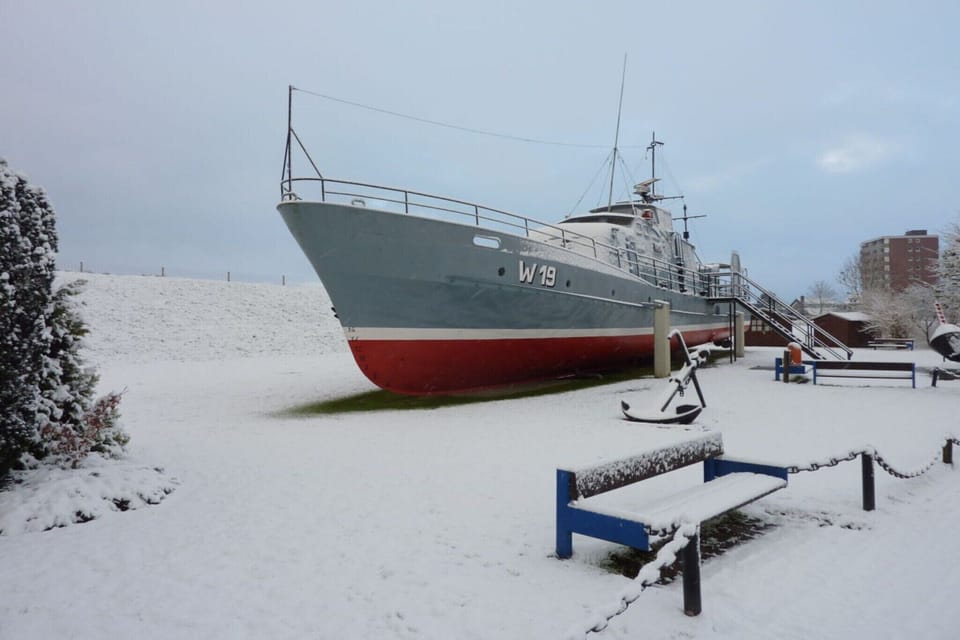 Immediate Surroundings [winter] (<1 km)