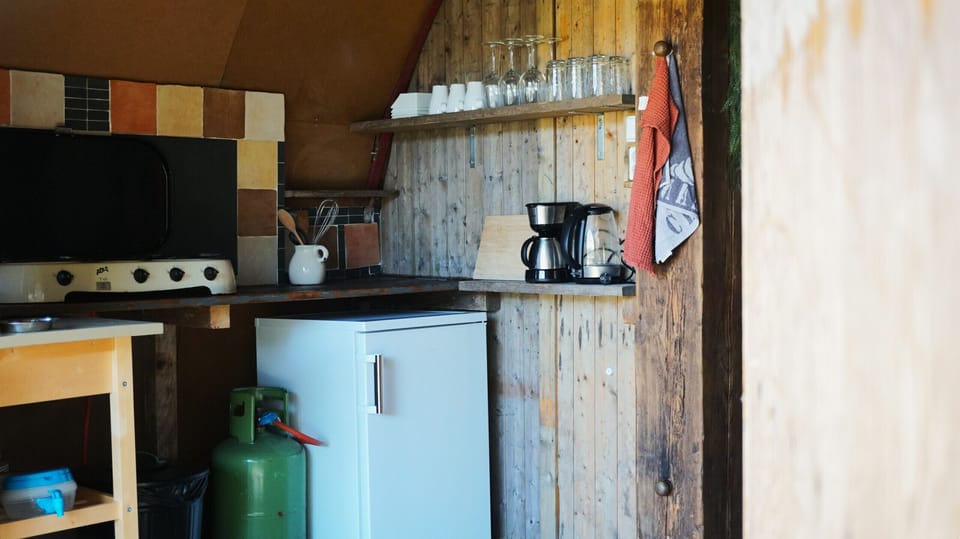 Camping Ont Moeten - Romney Lodge - kitchen