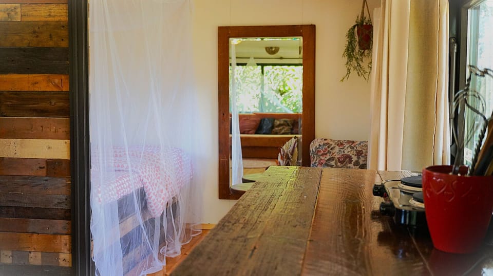 Camping Ont Moeten - Right here - dining table