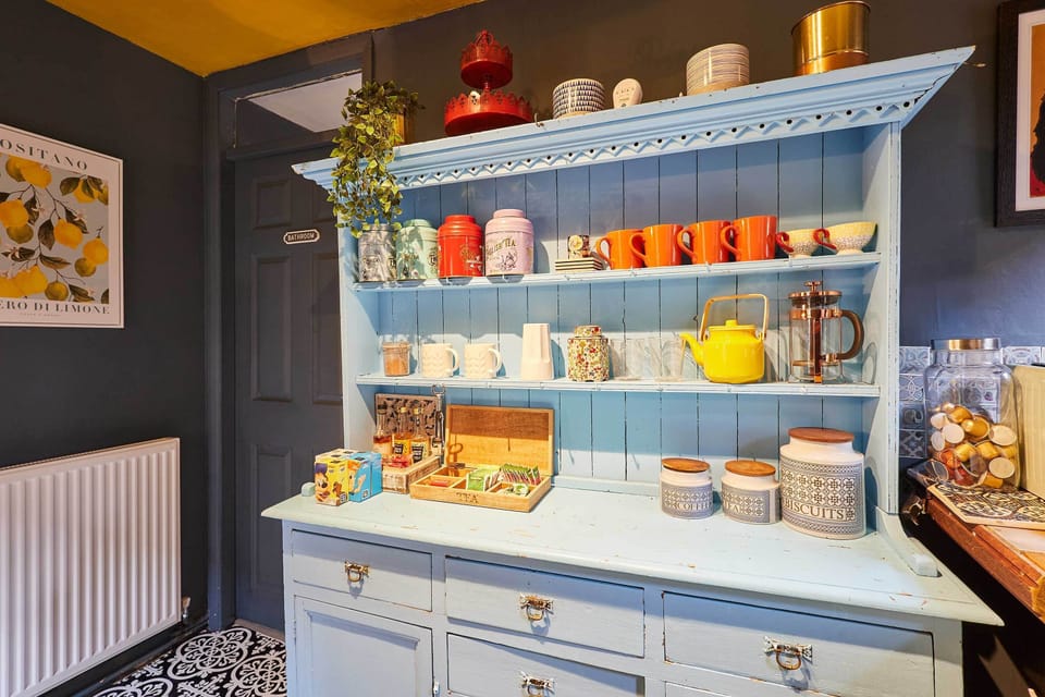 The Little Townhouse, Southwell - Host & Stay