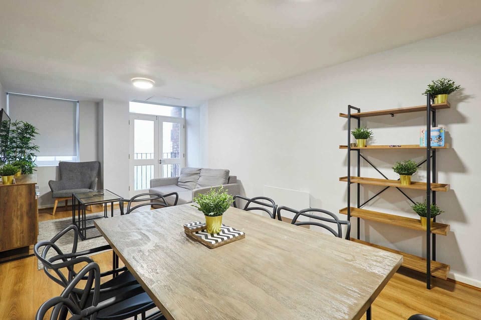 Apartment 10 Stanley Street, Liverpool - Host & Stay