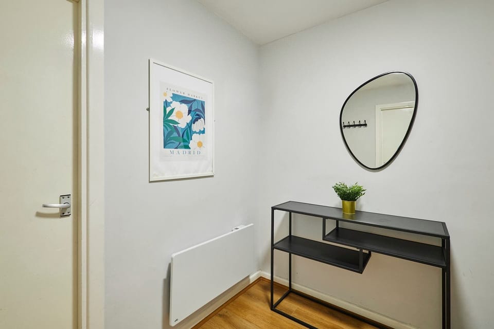 Apartment 10 Stanley Street, Liverpool - Host & Stay