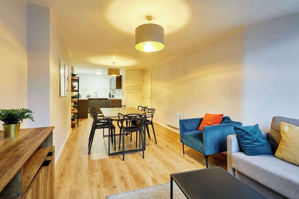 Apartment 5 Stanley Street, Liverpool - Host & Stay 