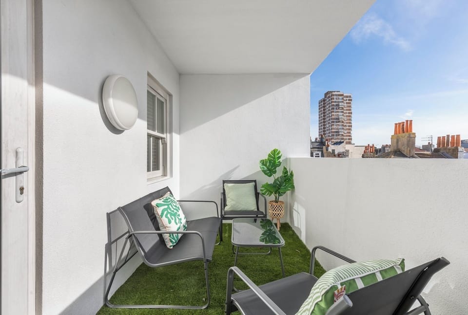 Balcony seating