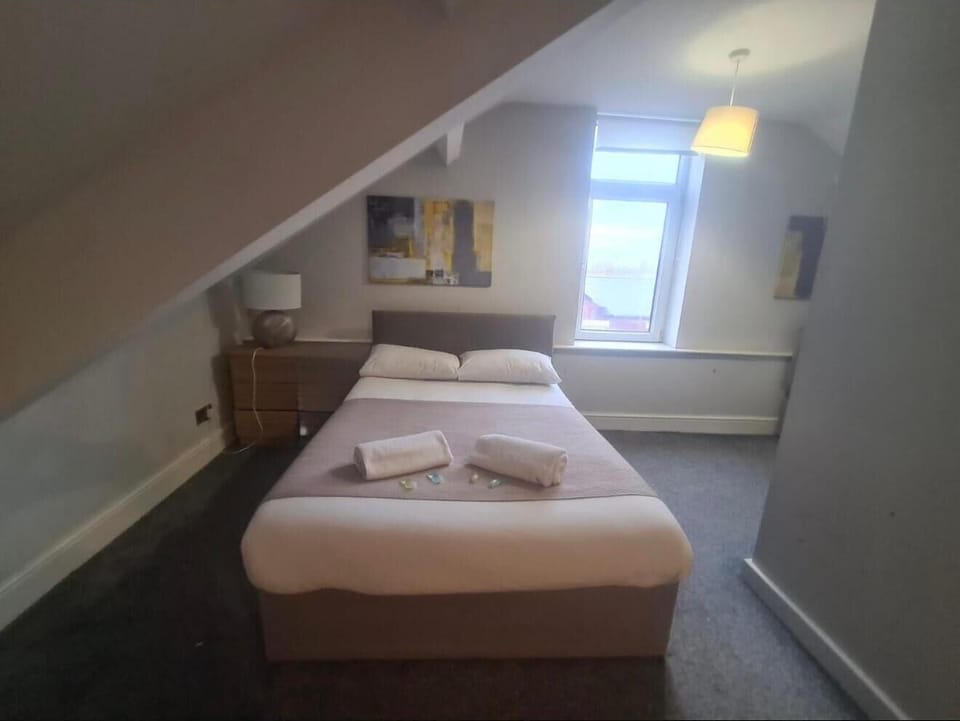 Bedroom 2.2