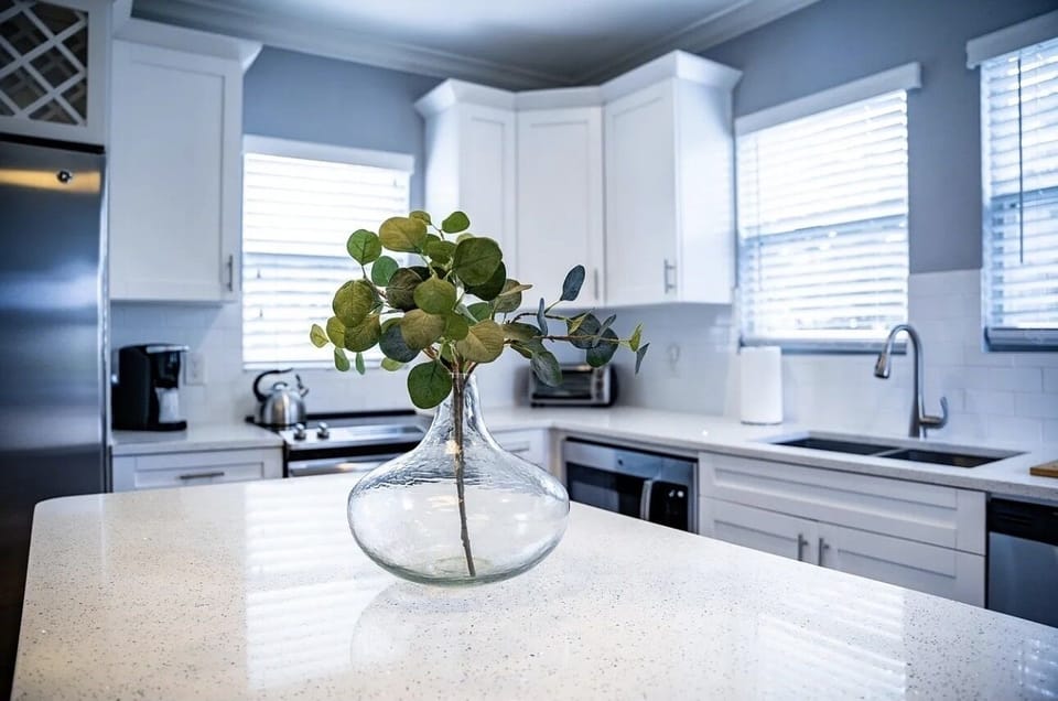 Indoors, Sink, Furniture, Table, Tabletop