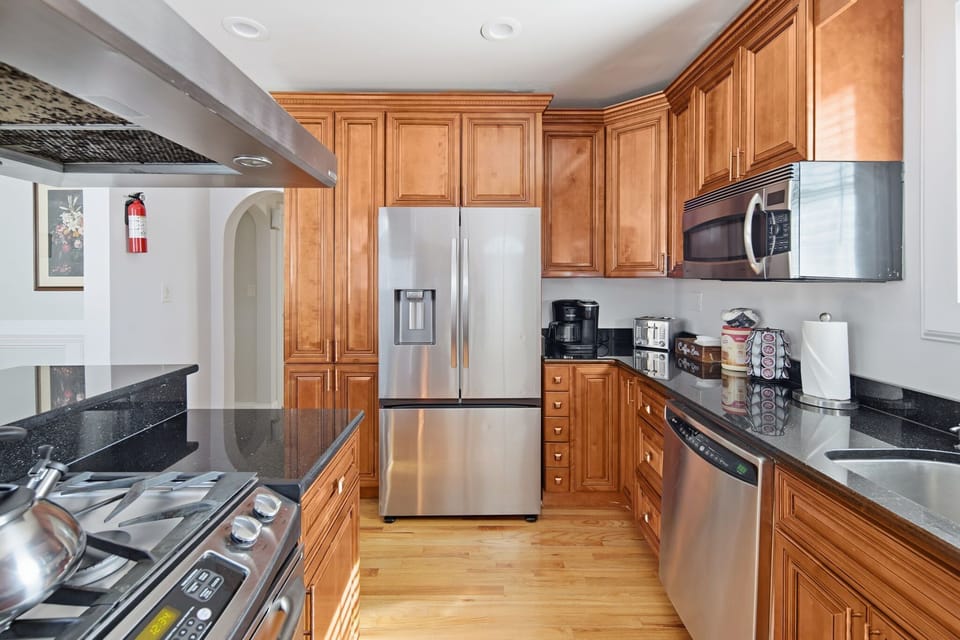 Whether you’re a master chef or just a microwave magician, this kitchen has everything you need for tasty creations and unforgettable moments.
