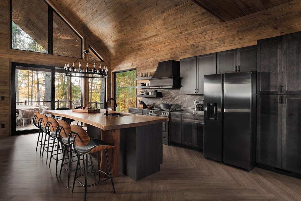 fully equipped kitchen