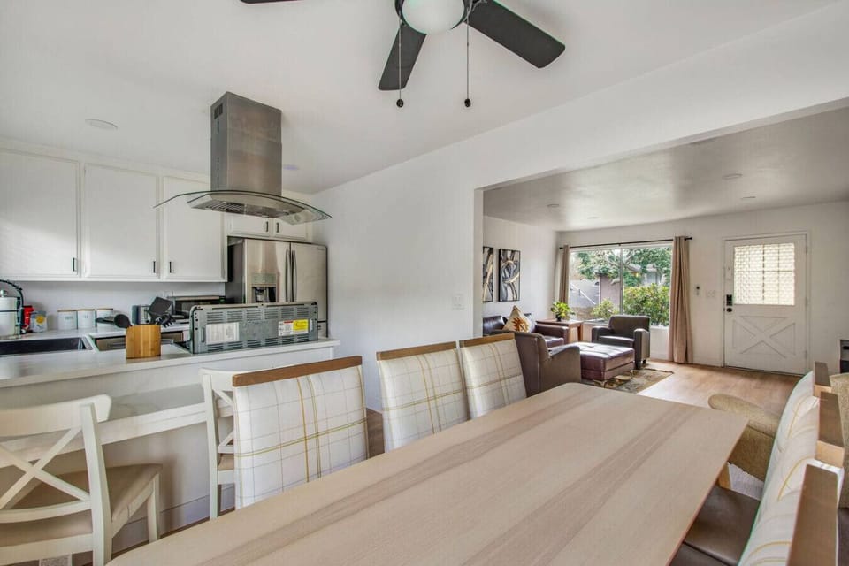 Open-concept kitchen and dining area