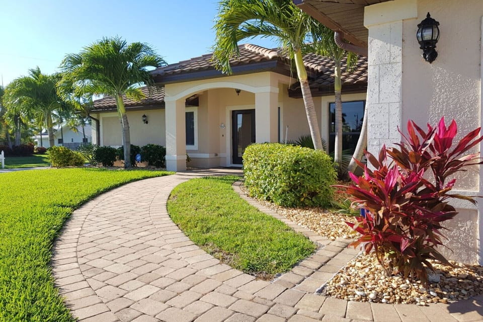 Holiday Home Exterior [summer]