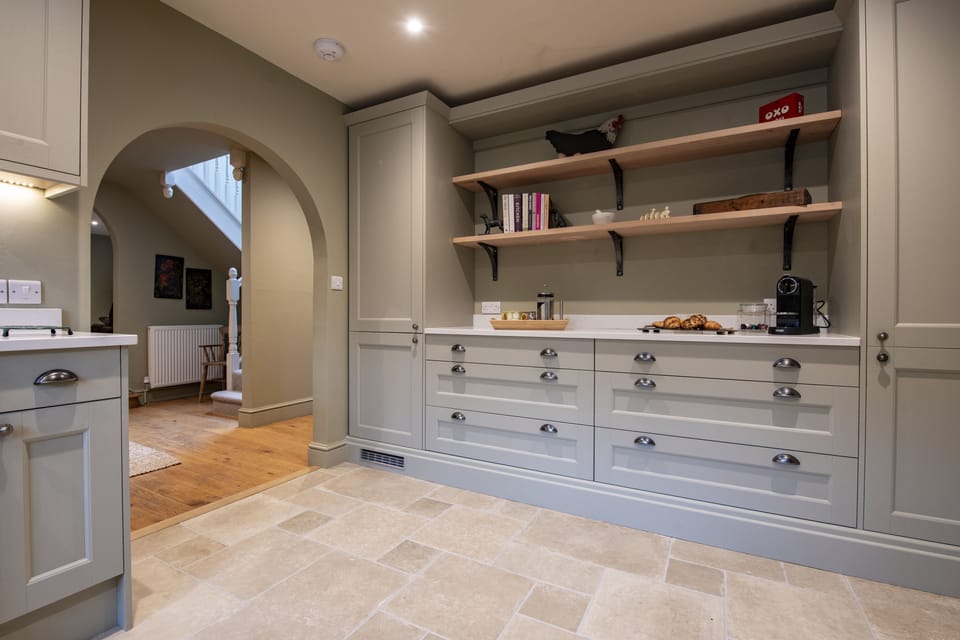Ground floor: Bespoke kitchen