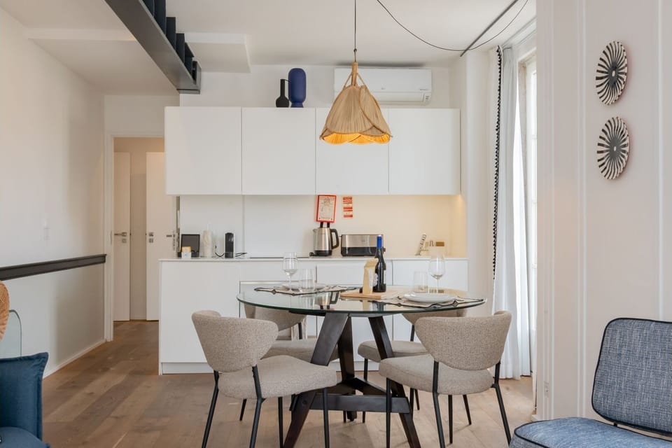 The kitchen is fully equipped with all the utensils and appliance you'll might need during your stay.
#quality #modern #portugal #pt #lisbon