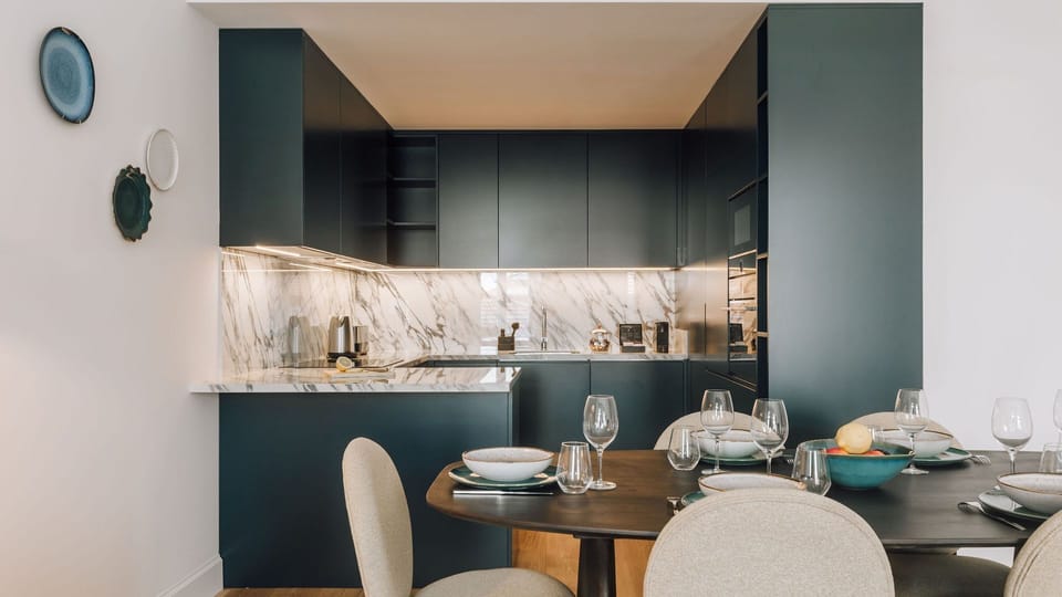 A beautifully set table for unforgettable moments in a tasteful dining area.
 #AndoLiving #Portugal #Santos #DiningInStyle #CozyLuxury