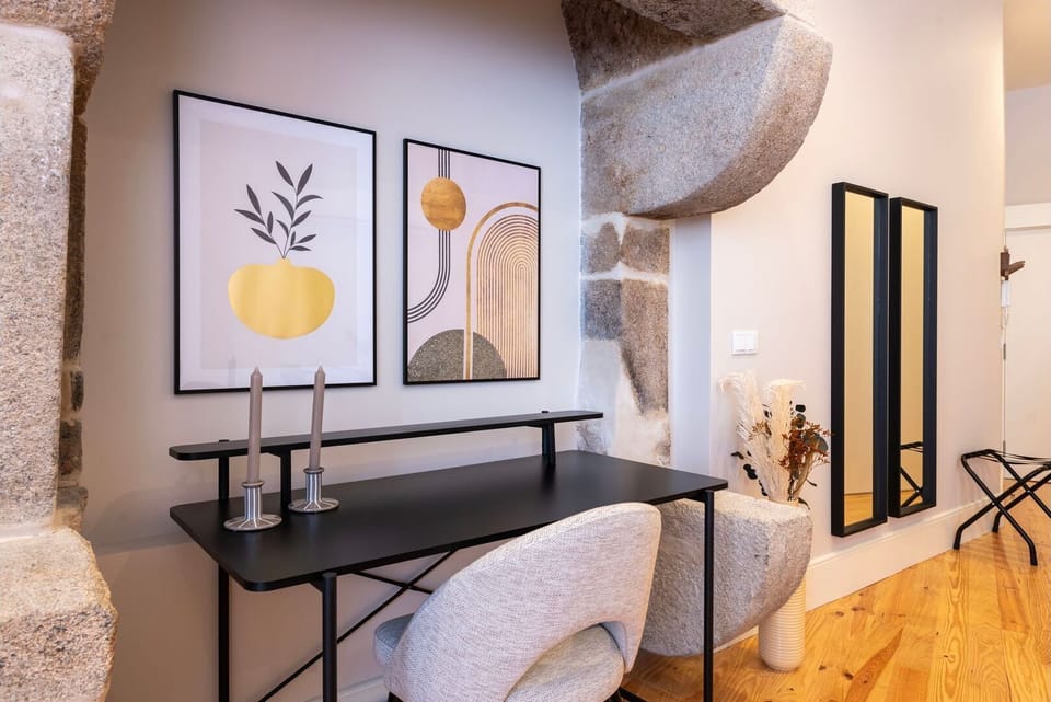 A chic palette of soft neutrals and subtle accents, enhanced by tasteful artwork throughout.

#ChicInteriors #SoftNeutrals #DesignDetails #PremiumLiving