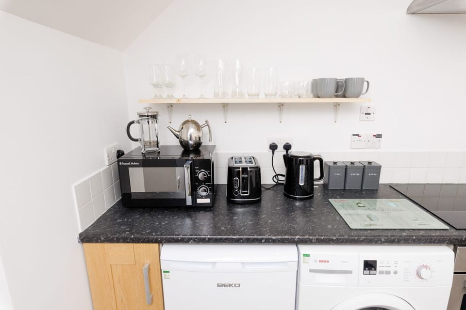 Fully-equipped kitchen