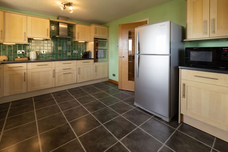Large modern kitchen