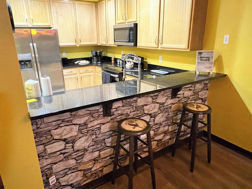Kitchen Bar
