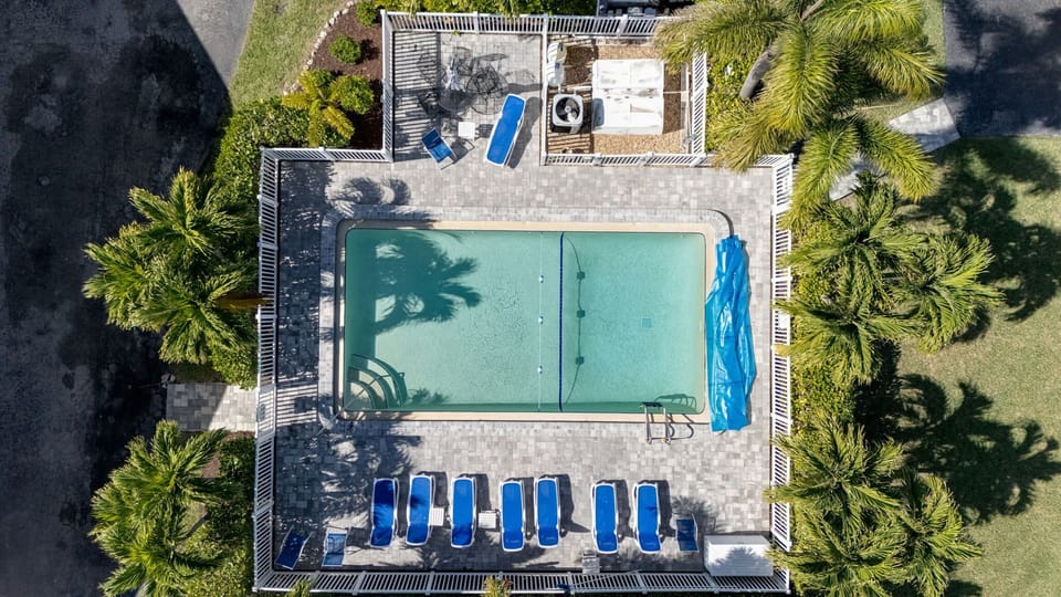Shared pool area