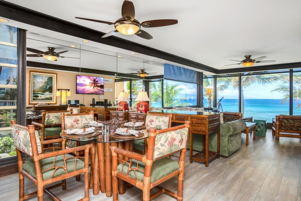   It’s the kind of place where even toast tastes better, because the ocean insists on being your breakfast date   MAH-301