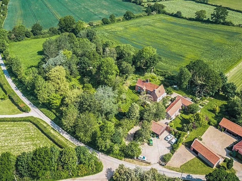 Double bedroom | Sparrows Nest - Sparrow Green Farm, Sparrow Green, near Dereham