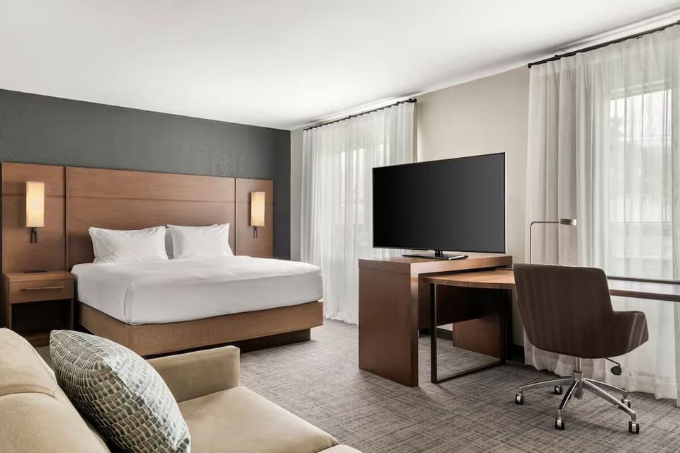 Bedroom. Interior and views may vary based on location and availability.