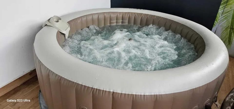 Jacuzzi