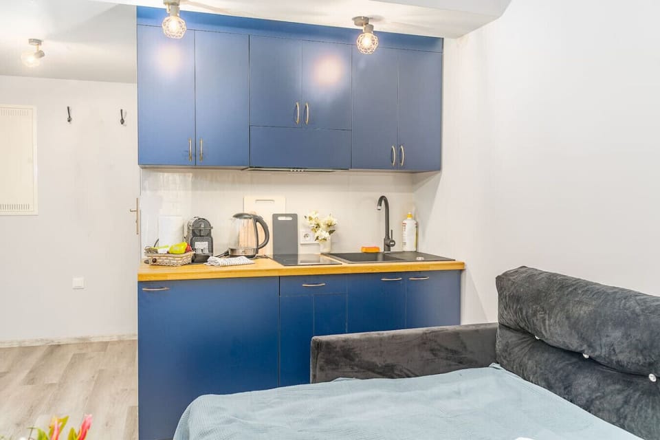 Exclusive Kitchenette | Book Now with RENTUJEMY