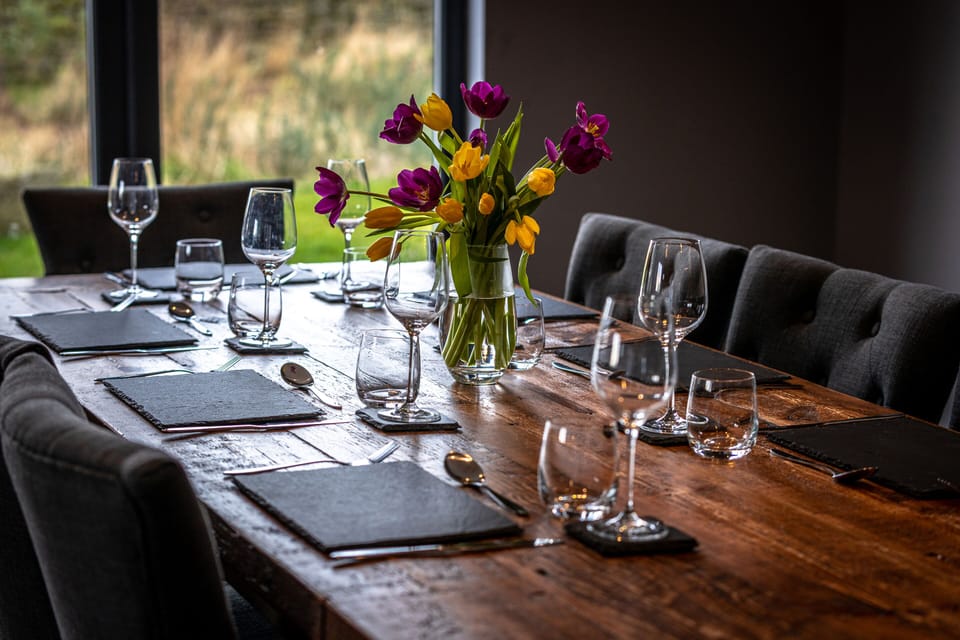 Dining / Restaurant