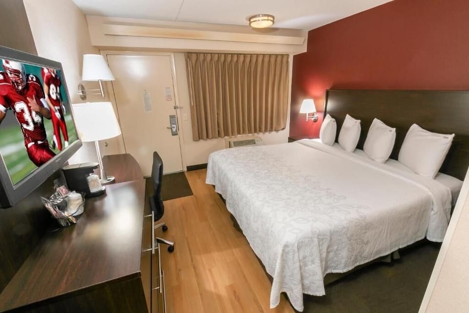 Bedroom. Interior and views may vary based on location and availability.