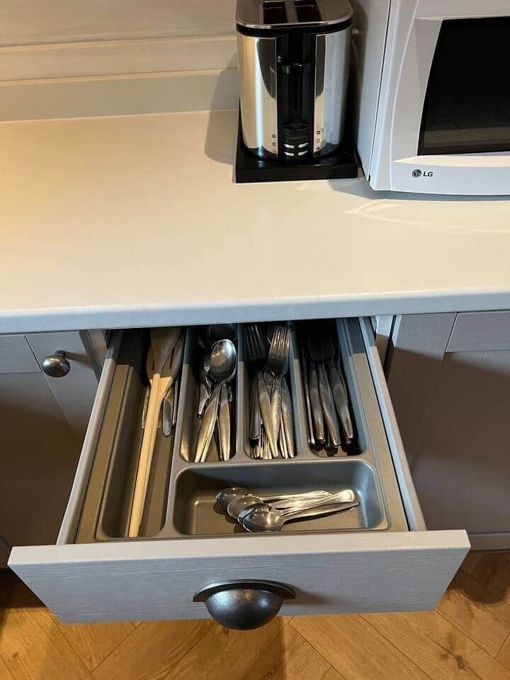 Cutlery for 6