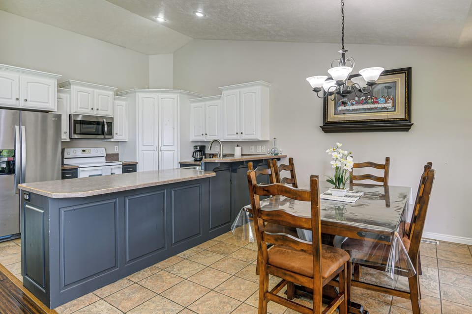 Dining Area | 1st Floor