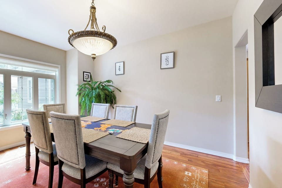 Dining Area | 1st Floor