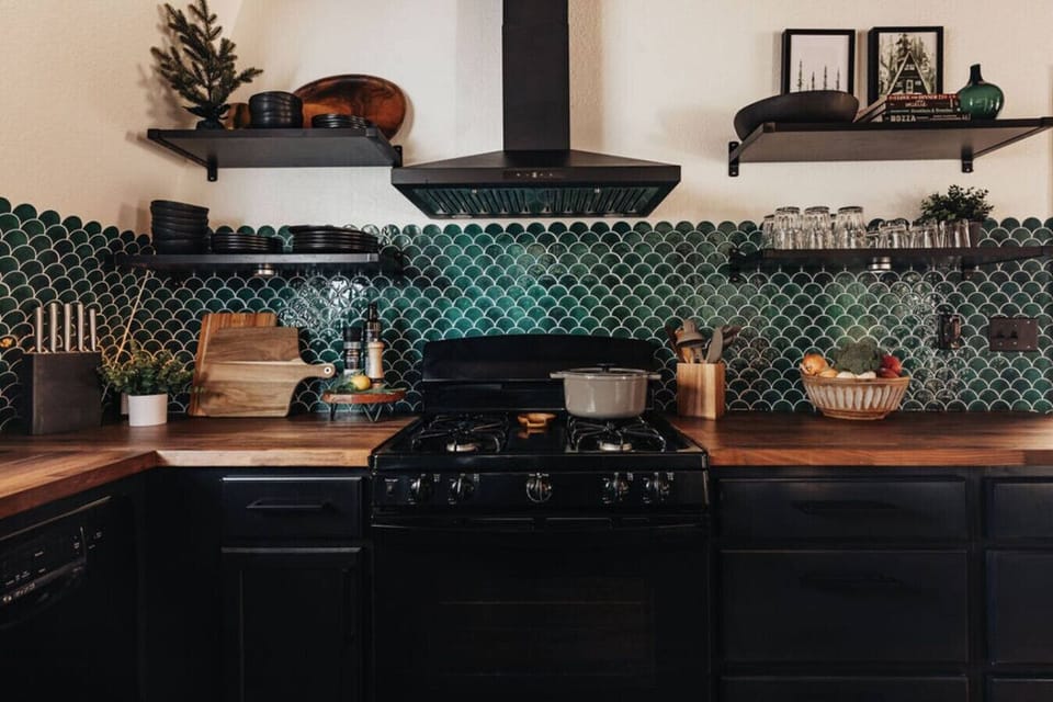 Kitchen - Clean & updated kitchen with stainless steel appliances. Keurig coffee machine & complimentary coffee provided.