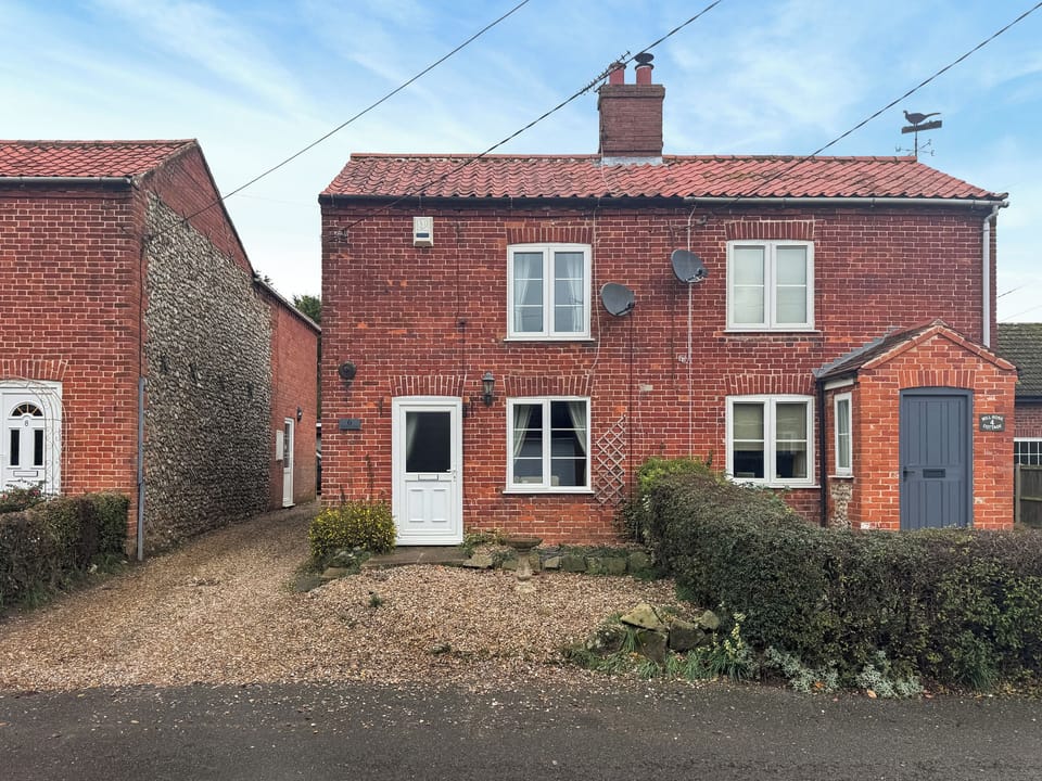 Exterior | Jasmine Cottage, Bintree