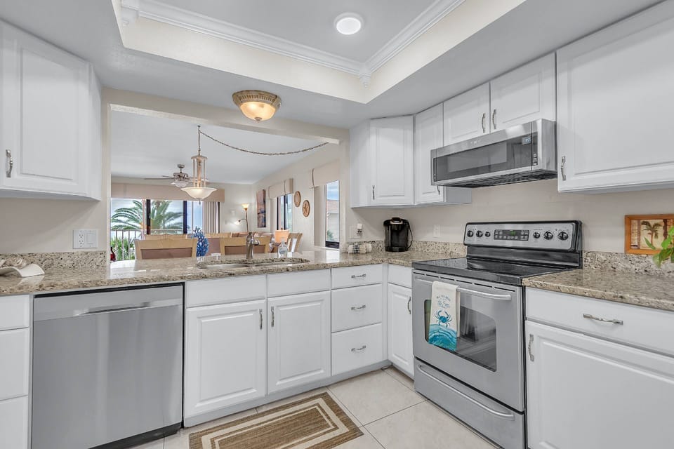 Updated Kitchen with Stainless Steel Appliances