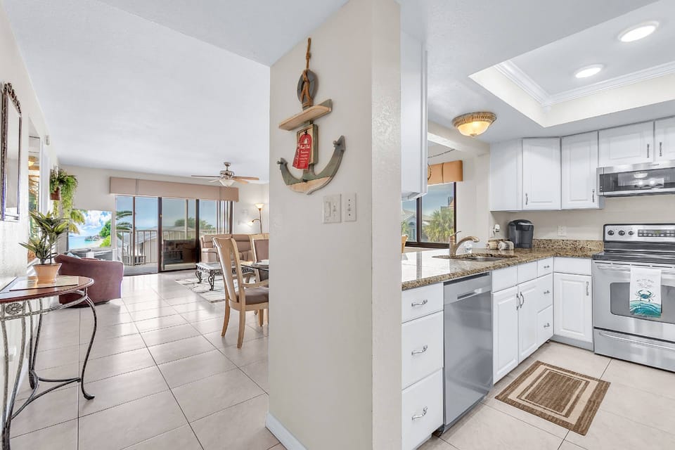 Bright, Open and Spacious!